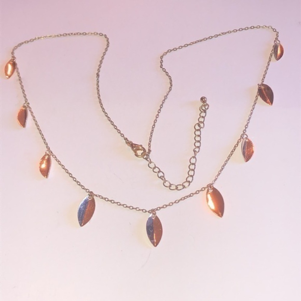Vintage Gold Tone Dainty Dangling Leaves Boho Necklace